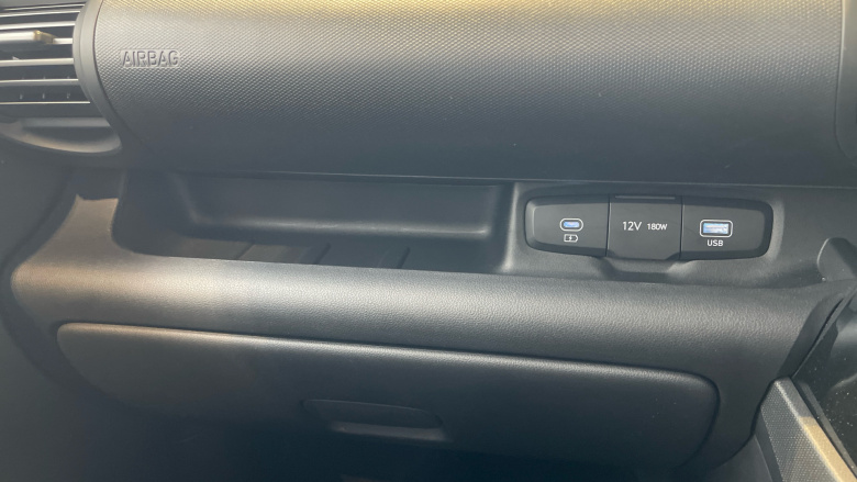 Hyundai INSTER 85kW 01 49kWh 5dr Auto Electric Hatchback